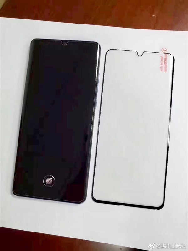 華為P30 Pro外觀實(shí)錘！雙曲面水滴屏 超窄下巴