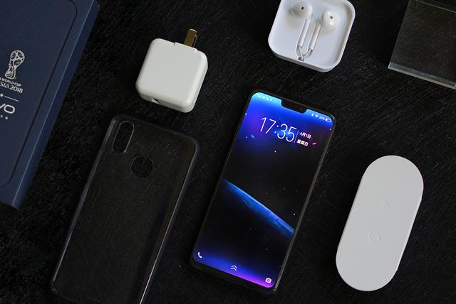 一向被友商莫名“進(jìn)犯”的vivo，用心做自己，用實力說話！